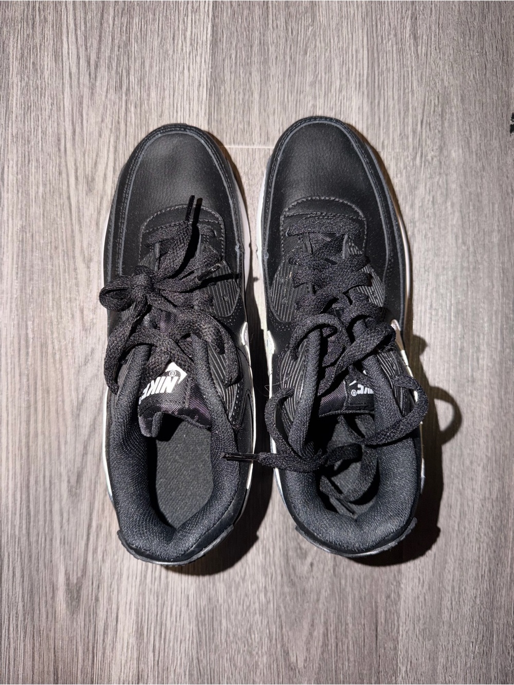Nike Air Max Sneakers black with White Midsole